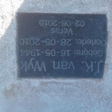 WYK M.C.B., van 1918-1963 :: VAN WYK J.K. 1944-2010