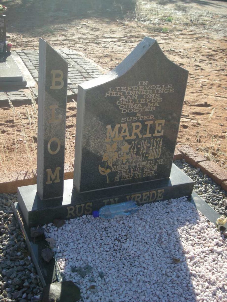 BLOM Marie 1974-2009