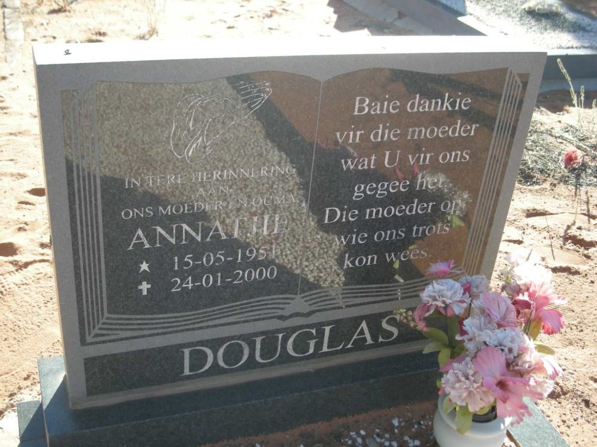 DOUGLAS Annatjie 1951-2000