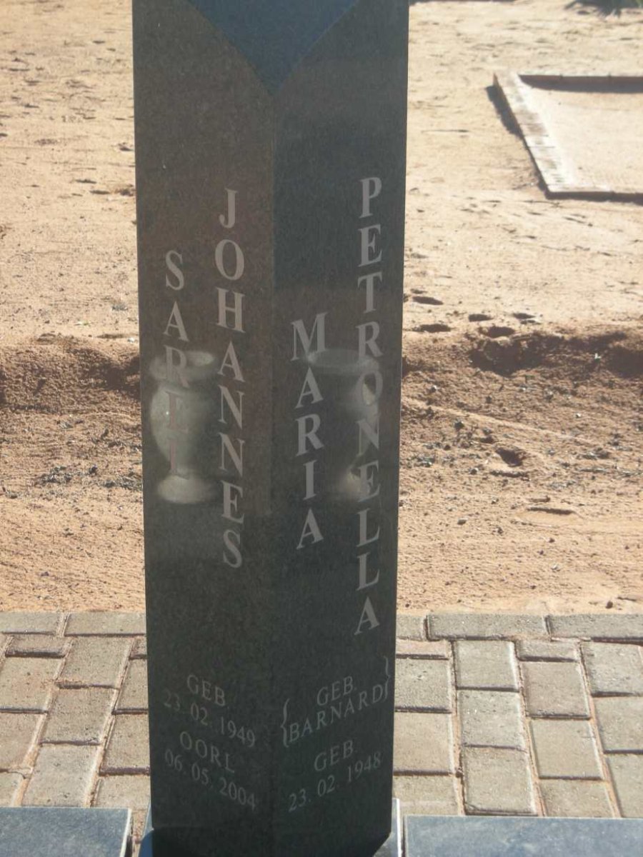VUUREN Sarel Johannes, van 1949-2004 &amp; Maria Petronella BARNARD 1948-
