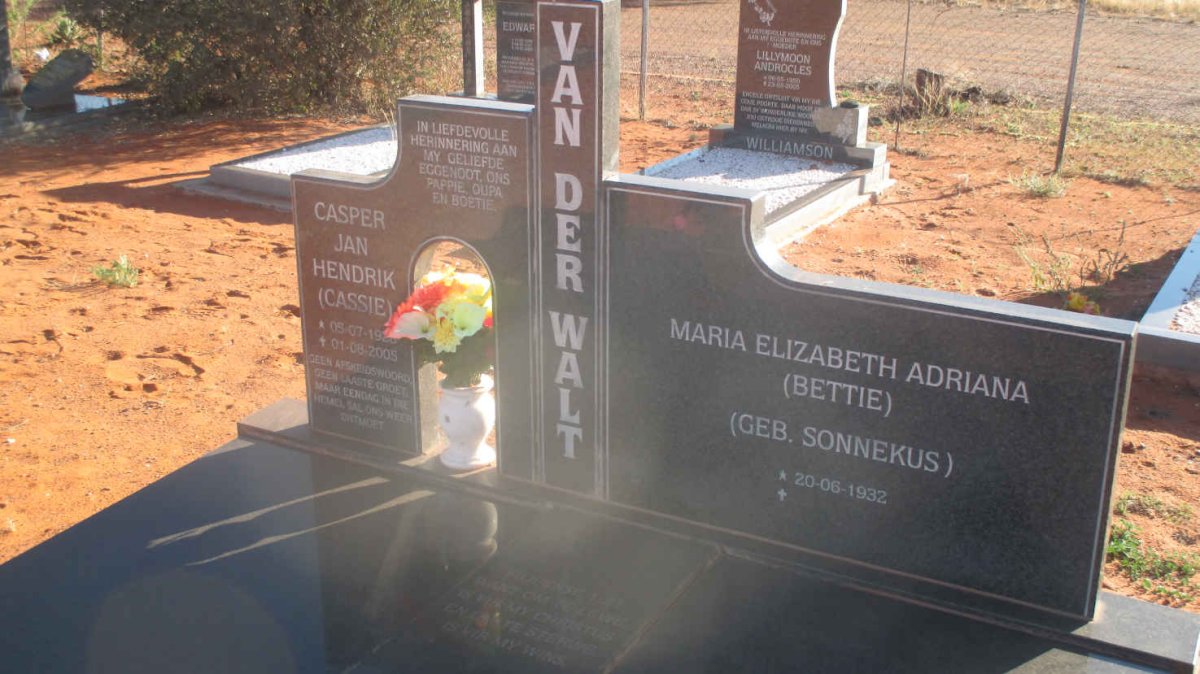 WALT Casper Jan Hendrik, van der 1928-2005 &amp; Maria Elizabeth Adriana SONNEKUS 1932-