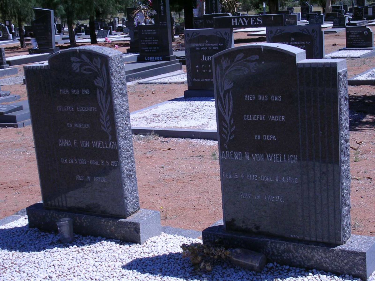 WIELLICH Arend N., von 1902-1998 &amp; Anna F.  1901-1967