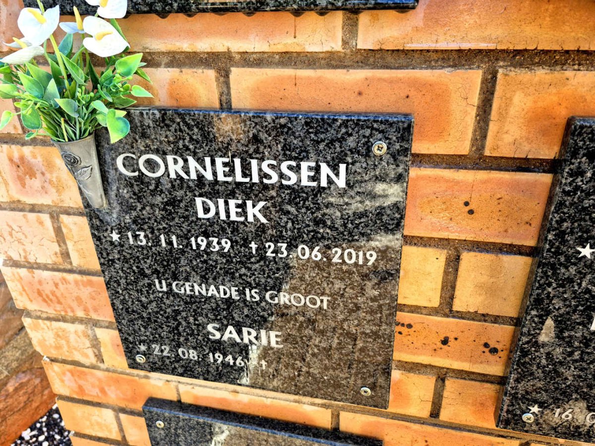 CORNELISSEN Diek 1939-2019 & Sarie 1946-