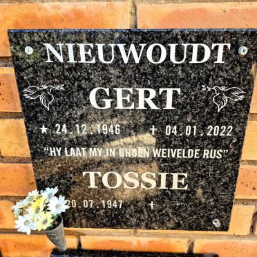 NIEUWOUDT Gert 1946-2022 & Tossie 1947-