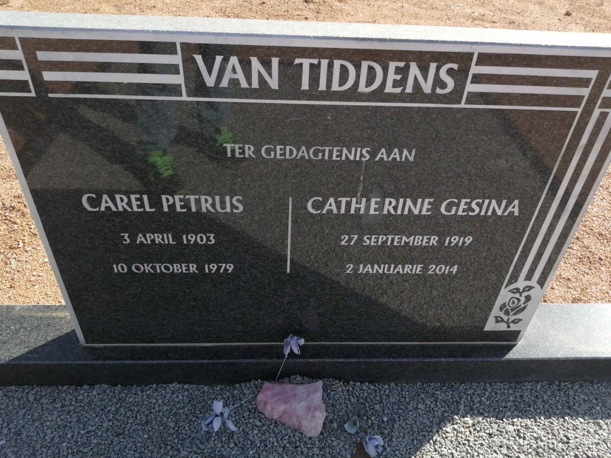 TIDDENS Carel Petrus, van 1903-1979 &amp; Catherine Gesina 1919-2014
