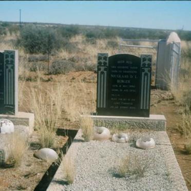Northern Cape, KENHARDT district, Rooidam farm, farm cemetery