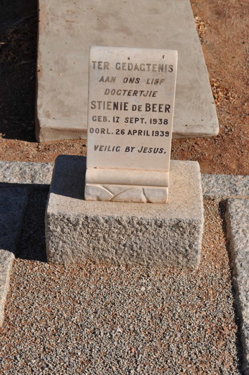 BEER Stienie, de 1938-1939