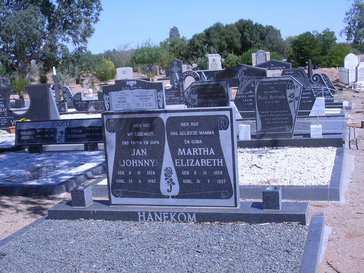 HANEKOM Jan 1926-1992 &amp; Martha Elizabeth 1939-1997