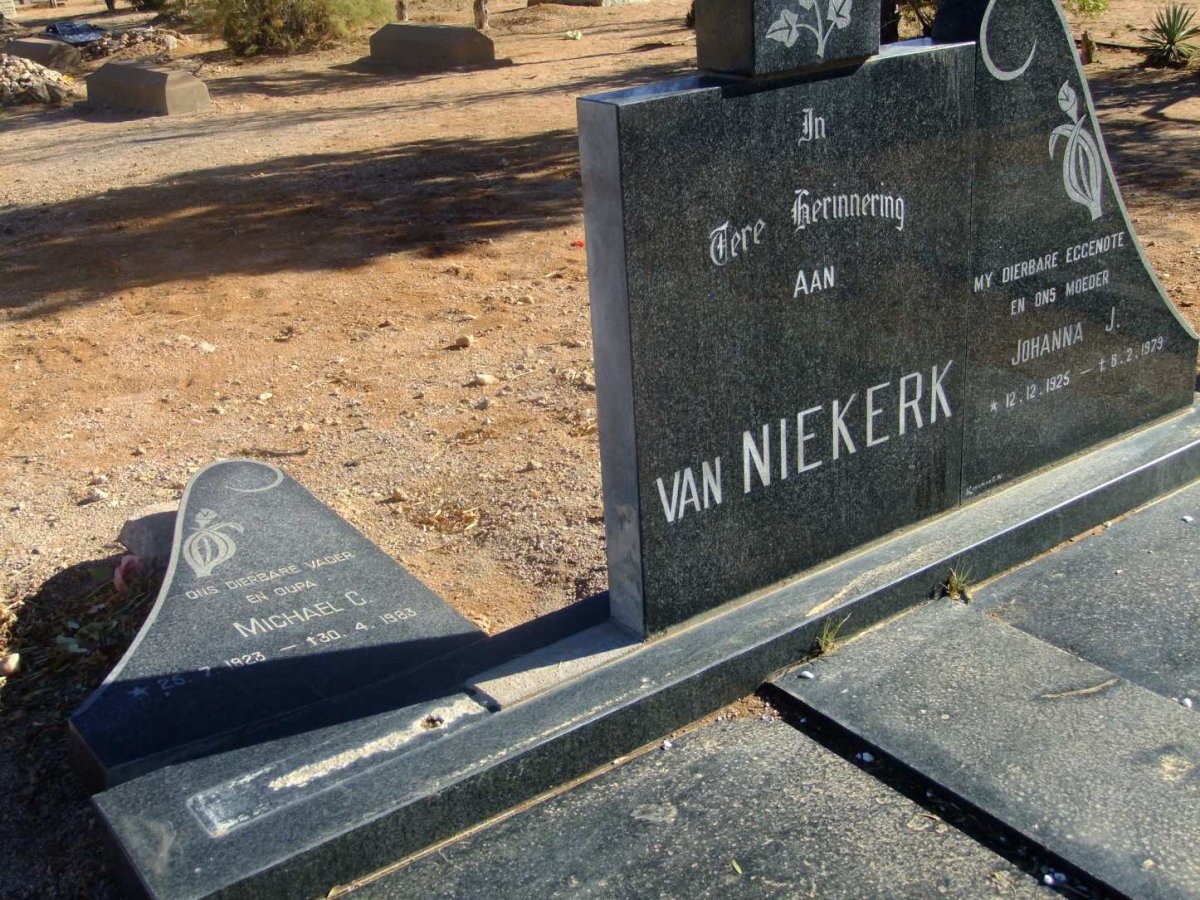 NIEKERK Michael C., van 1923-1983 &amp; Johanna J. 1925-1979