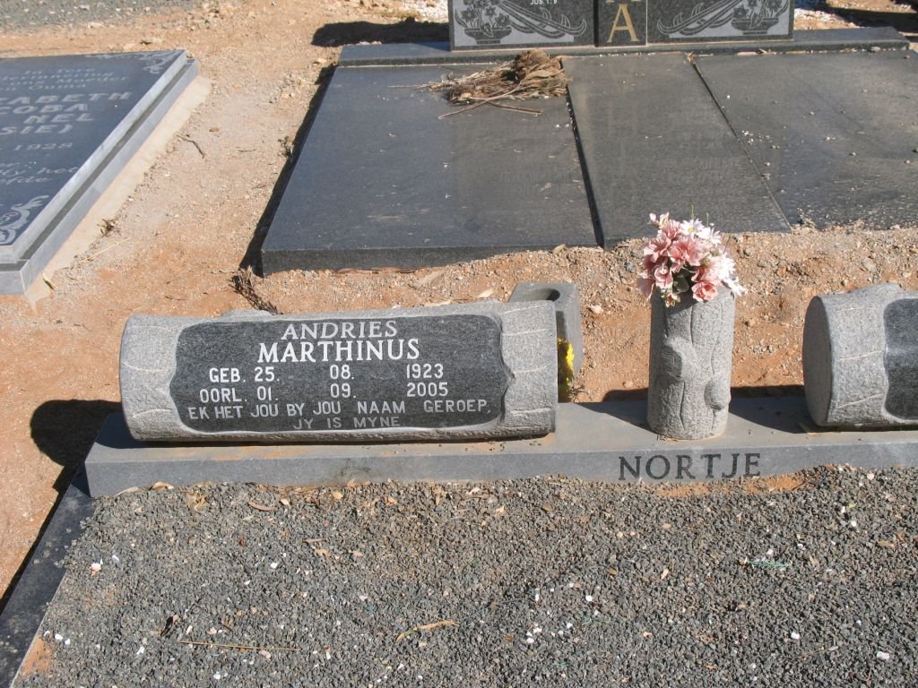 NORTJE Andries Marthinus 1923-2005 &amp; Engela J.M. BRUWER 1937-