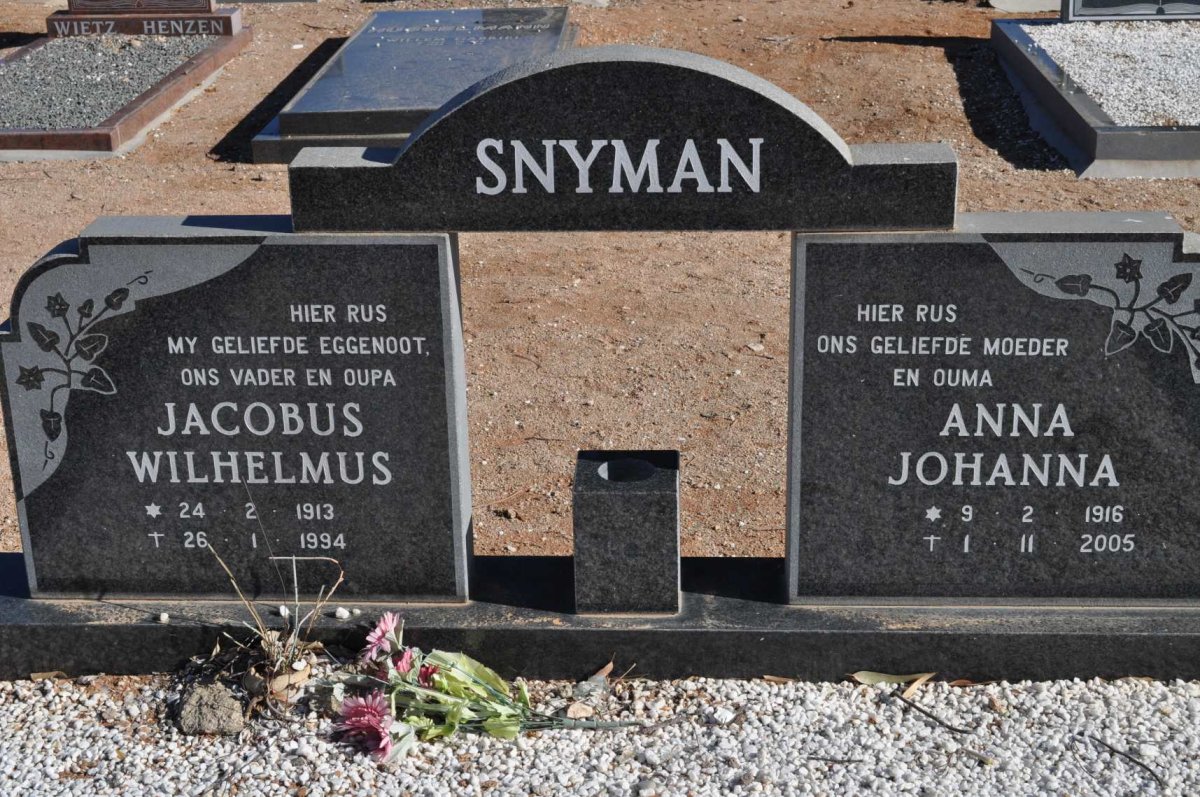 SNYMAN Jacobus Wilhelmus 1913-1994 &amp; Anna Johanna 1916-2005