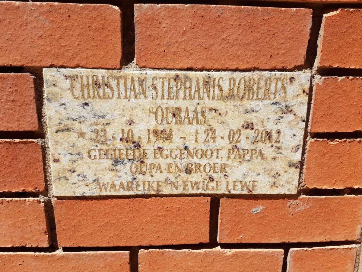ROBERTS Christian Stephanus 1944-2012