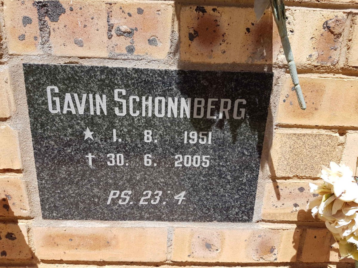 SCHONNBERG Gavin 1951-2005