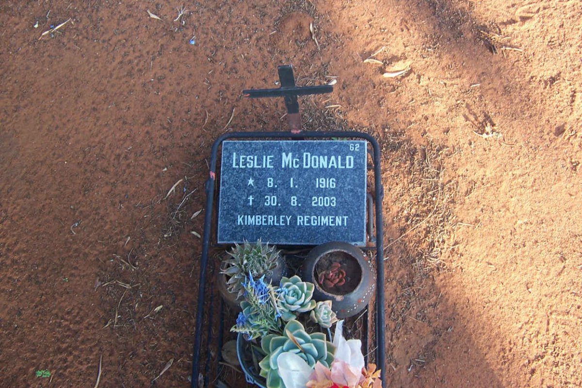 McDONALD Leslie 1916-2003