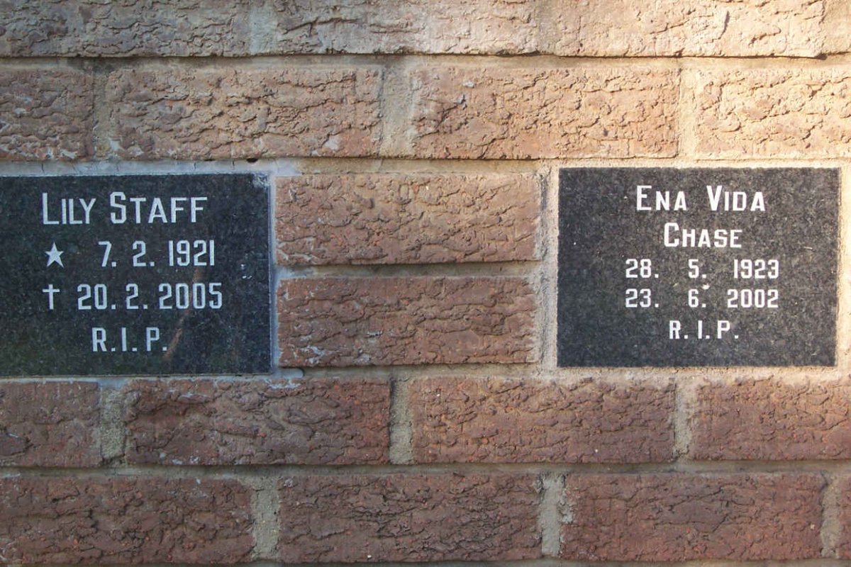 STAFF Lily 1921-2005 :: CHASE Ena Vida 1923-2002