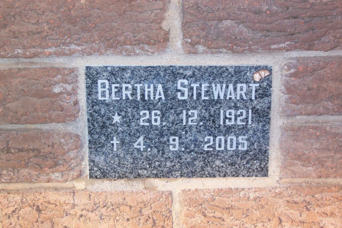 STEWART Bertha 1921-2005