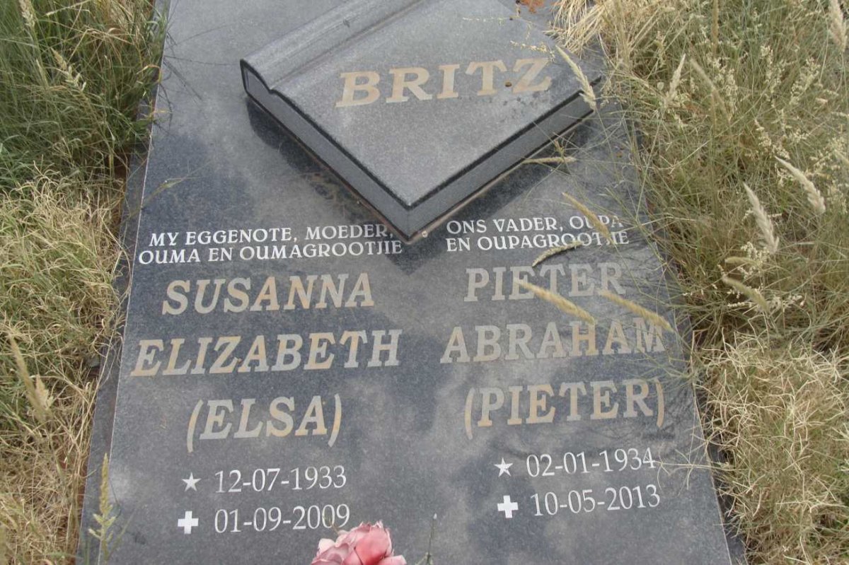 BRITZ Pieter Abraham 1934-2013 &amp; Susanna Elizabeth 1933-2009