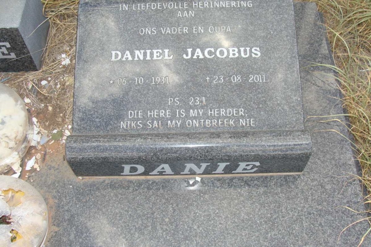 FOURIE Daniel Jacobus 1931-2011