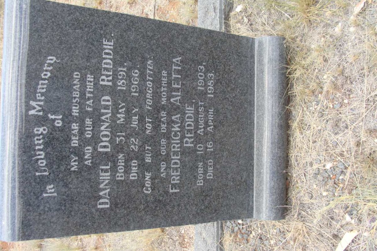 REDDIE Daniel Donald 1891-1966 &amp; Fredericka Aletta 1903-1983