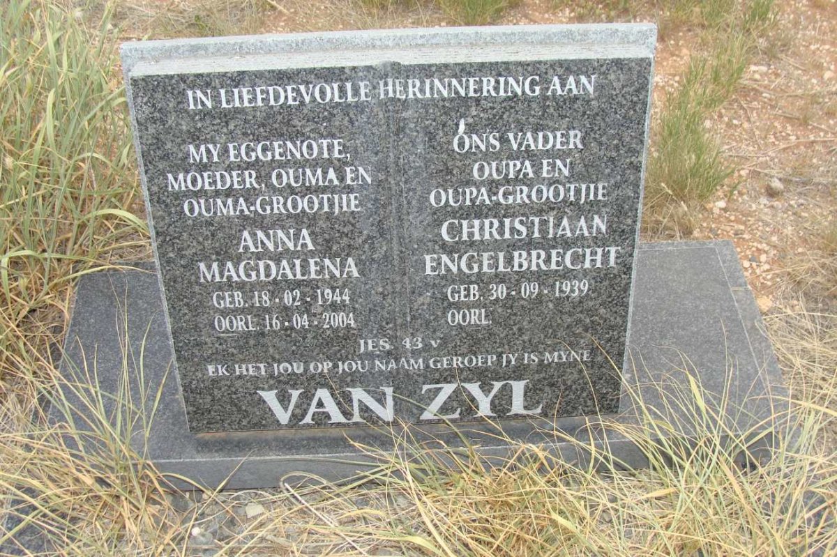 ZYL Christiaan Engelbrecht, van 1939- &amp; Anna Magdalena 1944-2004