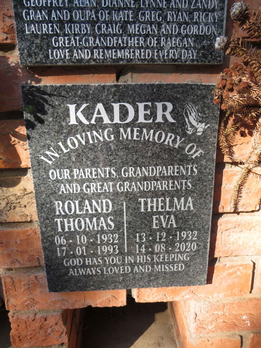 KADER Roland Thomas 1932-1993 & Thelma Eva 1932-2020