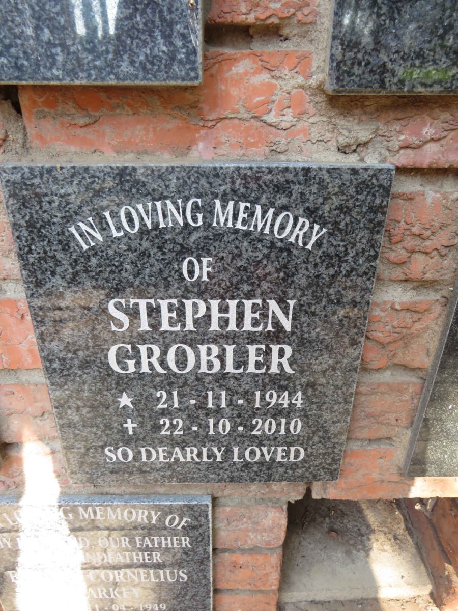 GROBLER Stephen 1944-2010
