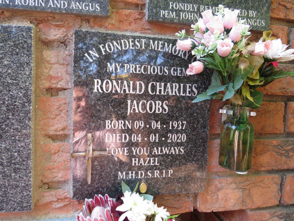JACOBS Ronald Charles 1937-2020