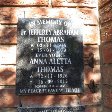 THOMAS Jefferey Abraham 1916-1979 & Anna Aletta 1926-2015