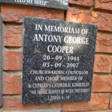 COOPER Antony George 1944-2007