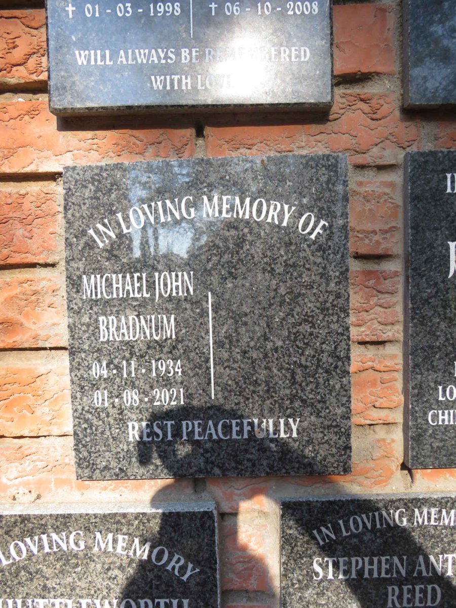 BRADNUM Michael John 1934-2021