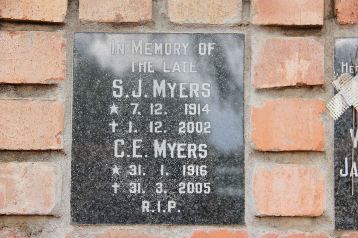 MYERS S.J. 1914-2002 &amp; C.E. 1916-2005