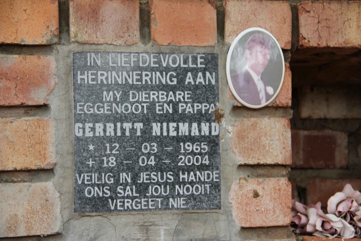 NIEMAND Gerrit 1965-2004