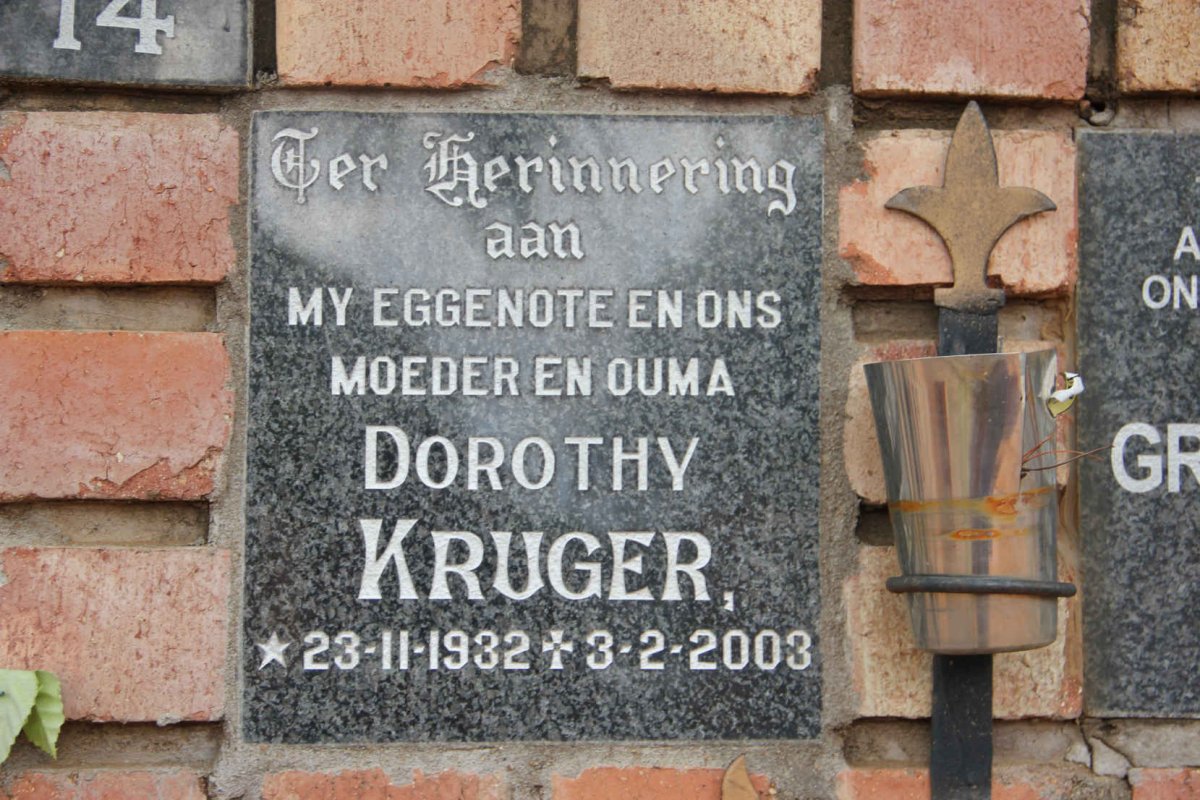 KRUGER Dorothy 1932-2003