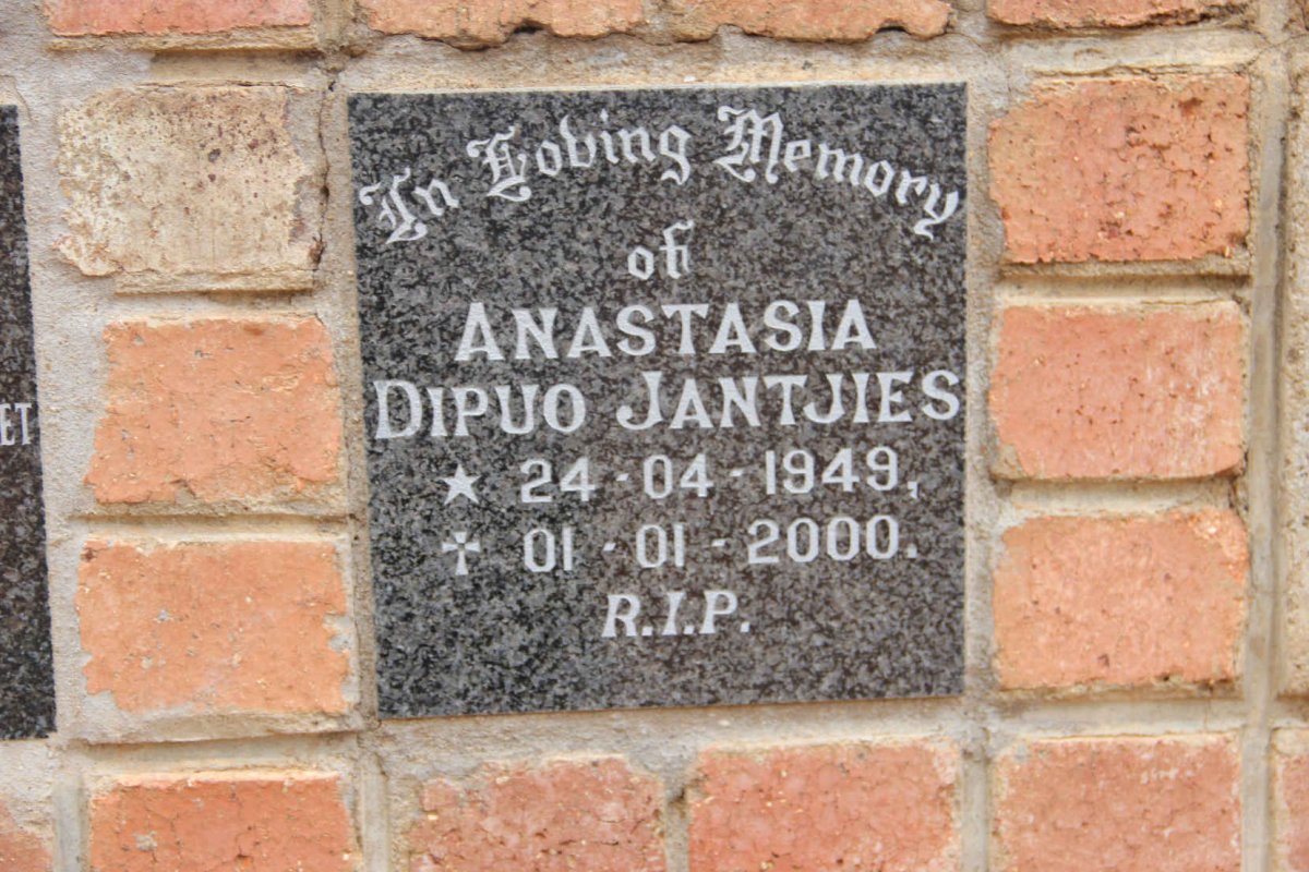 JANTJIES Anastasia Dipuo 1949-2000