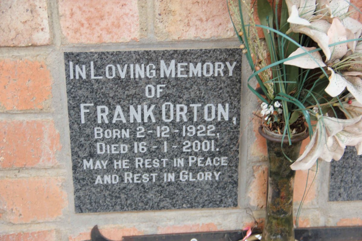 ORTON Frank 1922-2001