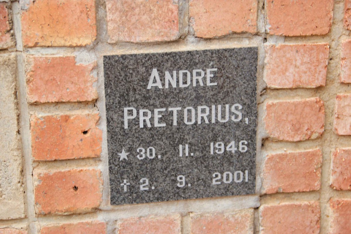 PRETORIUS Andre 1946-2001