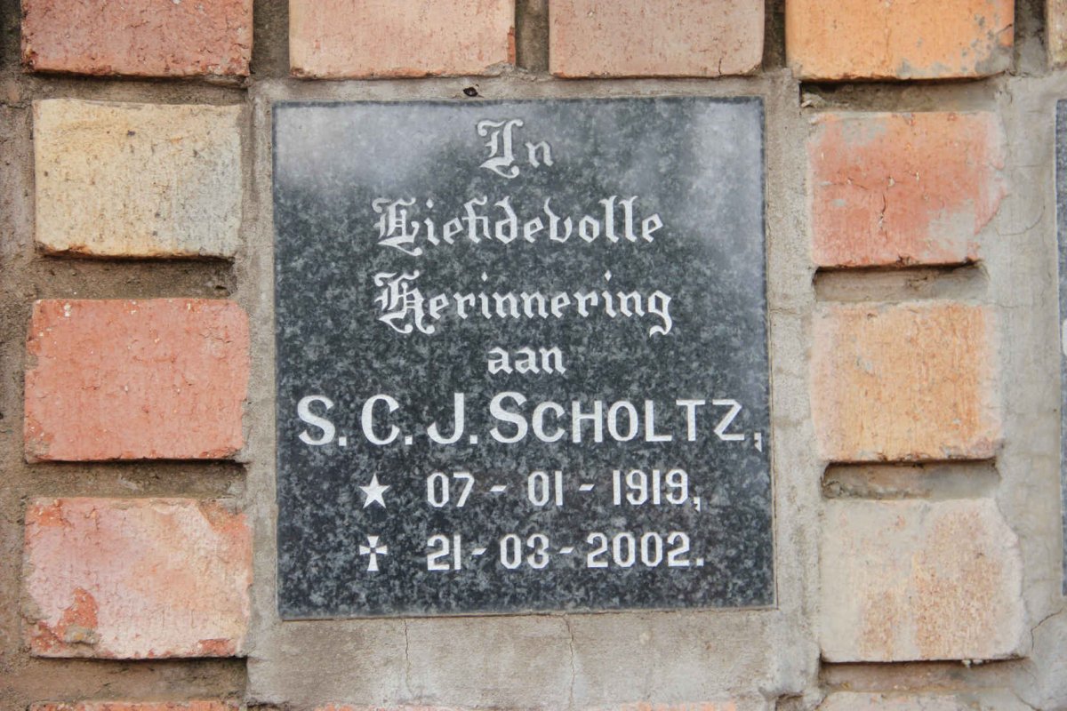 SCHOLTZ S.C.J. 1919-2002