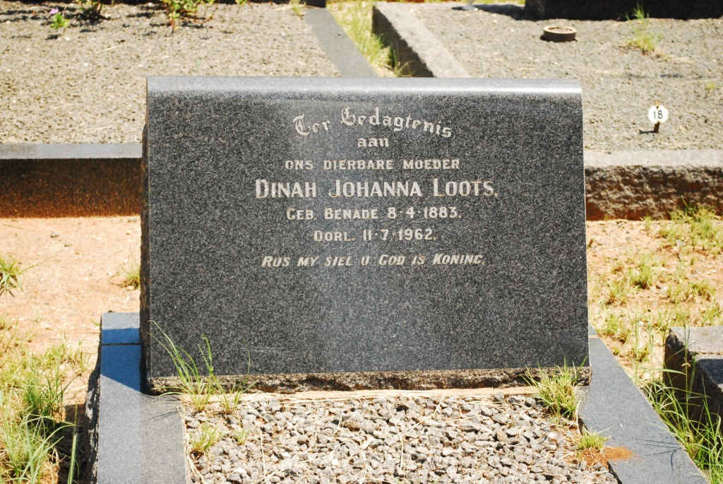LOOTS Dinah Johanna nee BENADE 1883-1962