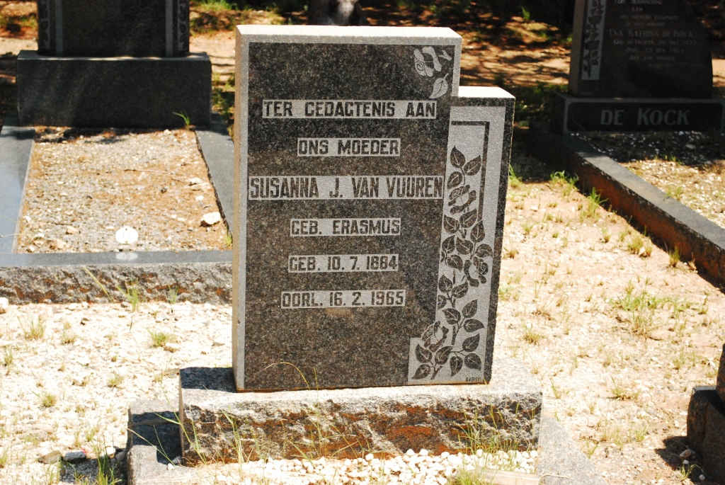 VUUREN Susanna J., van nee ERASMUS 1864-1965