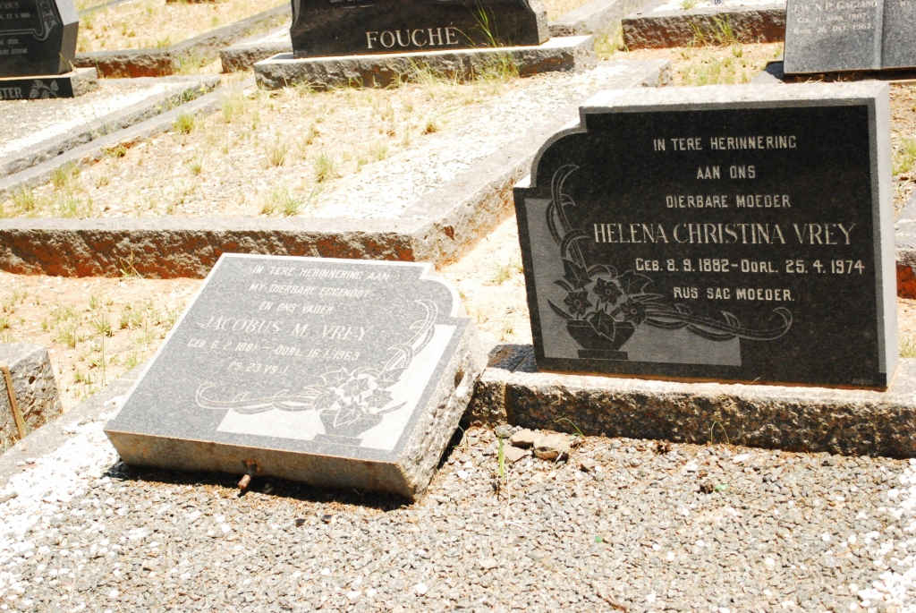 VREY Jacobus M. 1881-1963 &amp; Helena Christina 1882-1974