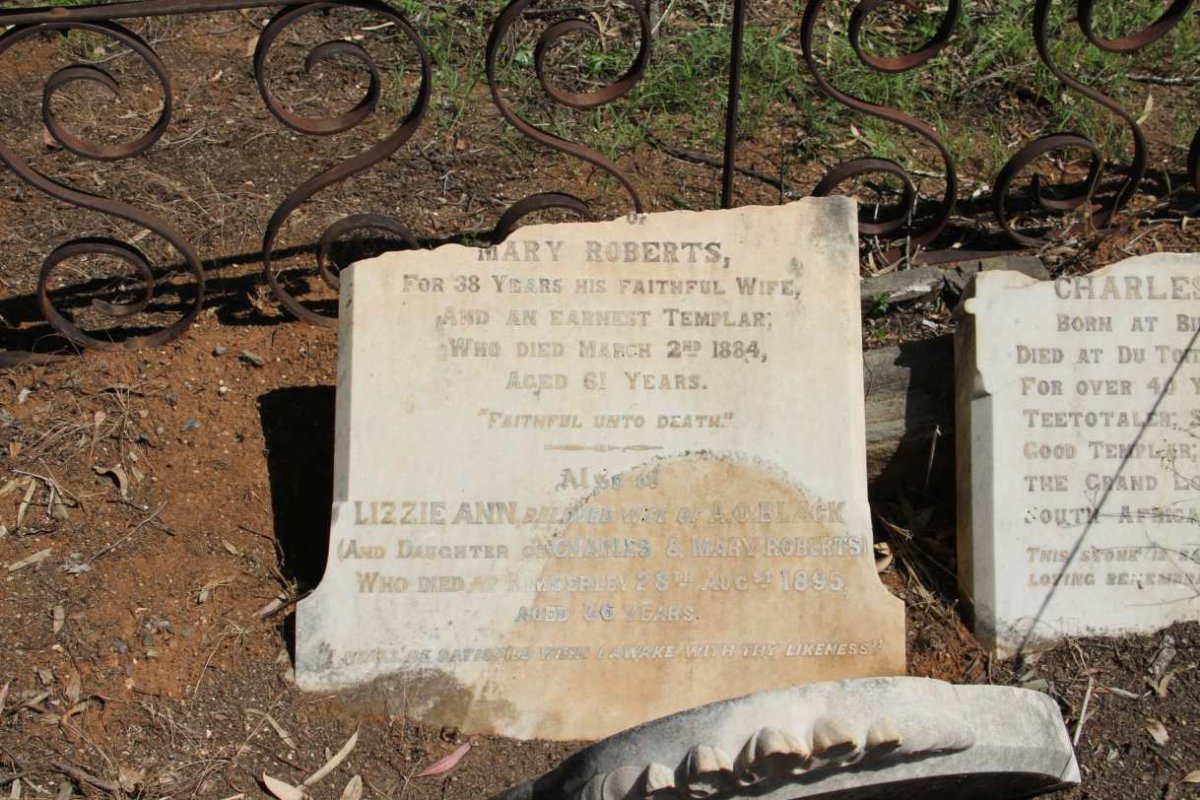 ROBERTS Charles 1822-1882 &amp; Mary -1884 :: BLACK Lizzie Ann nee ROBERTS -1895