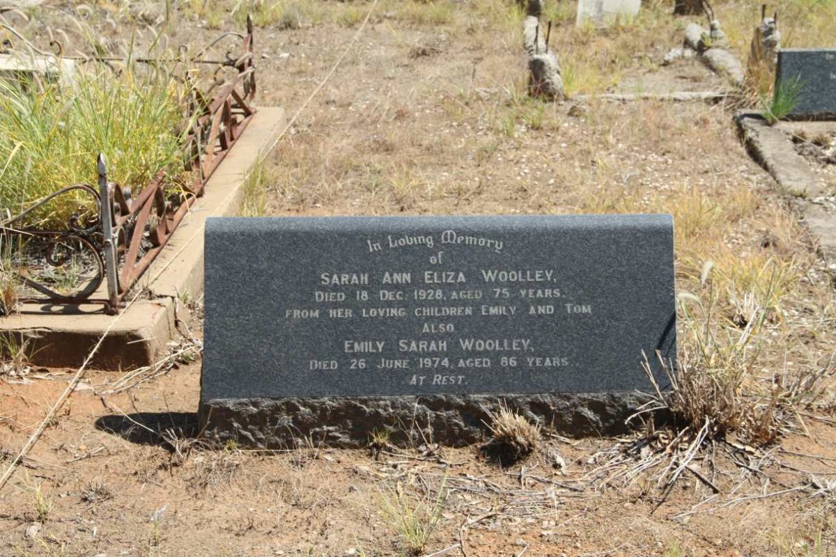 WOOLLEY Sarah Ann Eliza -1928 :: WOOLLEY Emily Sarah  -1974