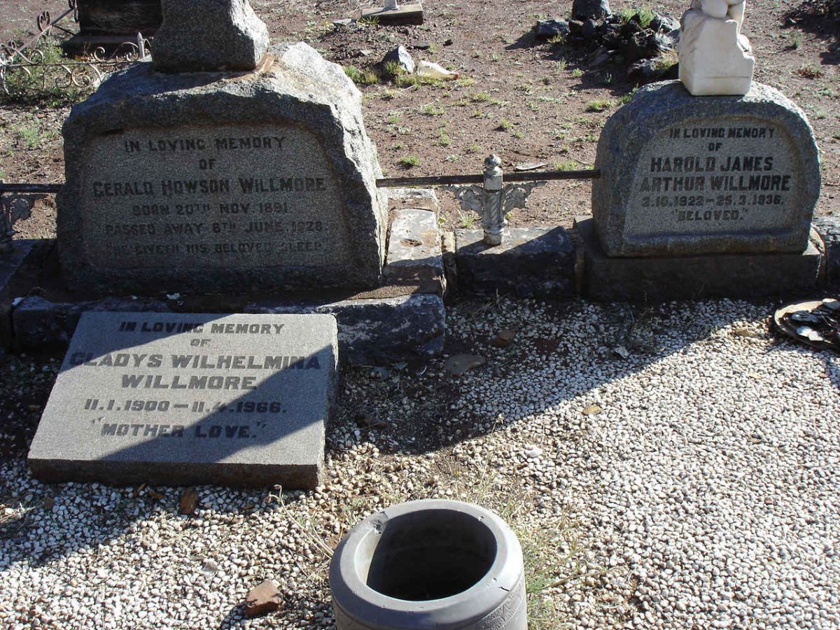 WILLMORE Gerald Howson 1891-1928 :: WILLMORE Harold James Arthur 1922-1936 :: WILLMORE Gladys Wilhelmina 1900-1966