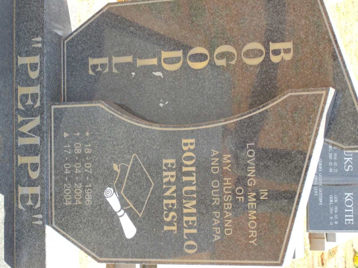 BOGODILE Boitumelo Ernest 1966-2004