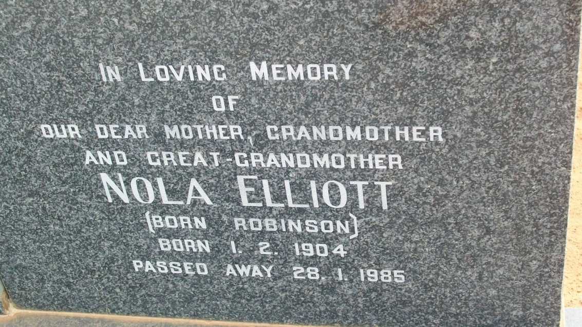 ELLIOTT Nola nee ROBINSON 1904-1985