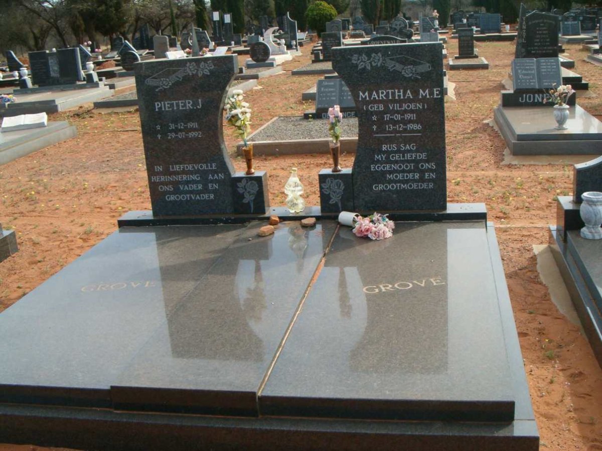 GROVE Pieter J. 1911-1992 &amp; Martha M.E. VILJOEN 1911-1986