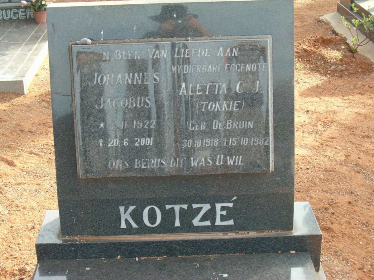KOTZÉ Johannes Jacobus 1922-2001 &amp; Aletta C.J. DE BRUIN 1918-1982