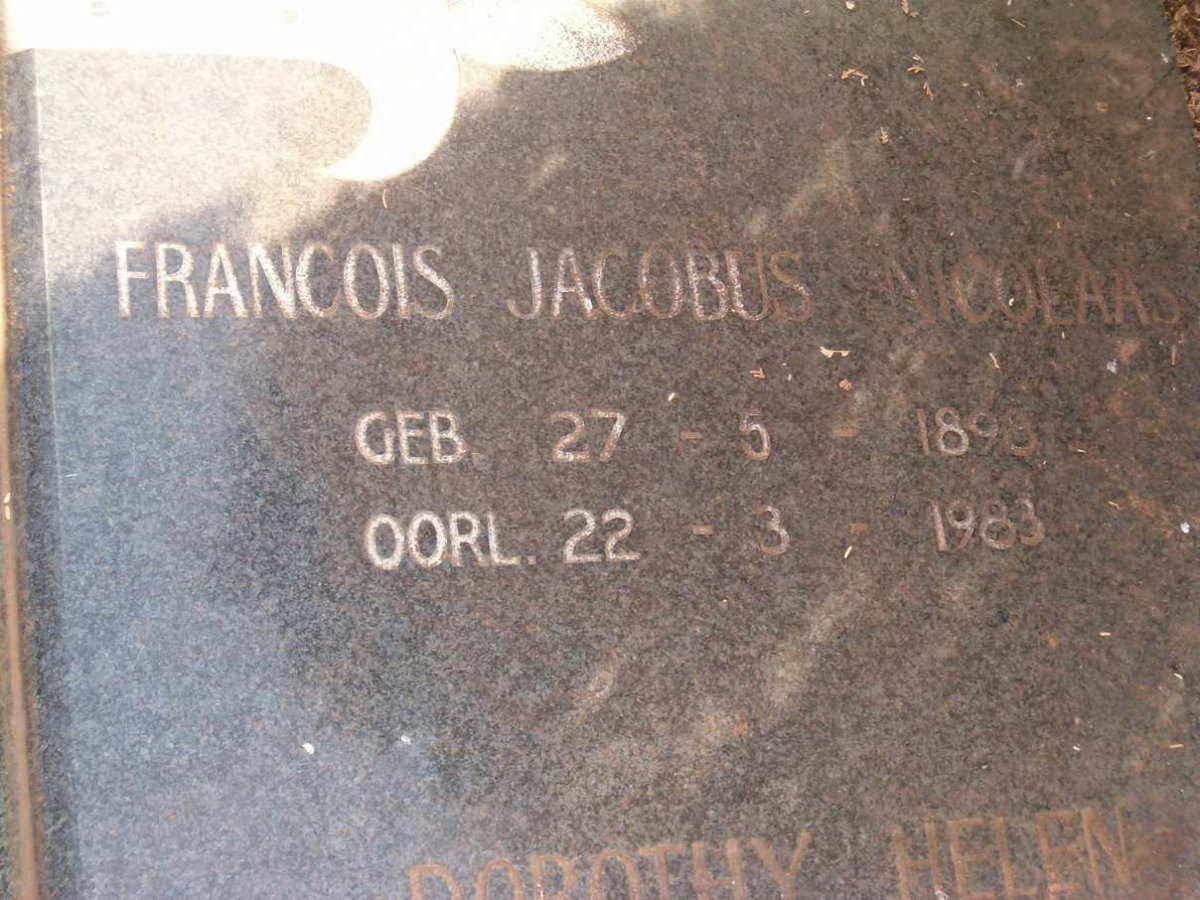 LOOTS Francois Jacobus Nicolaas 1898-1983 &amp; Dorothy Helen 1899-1987