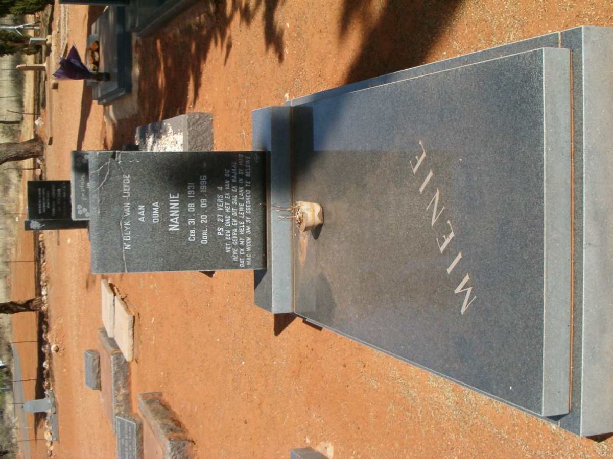 MIENIE Nannie 1931-1996