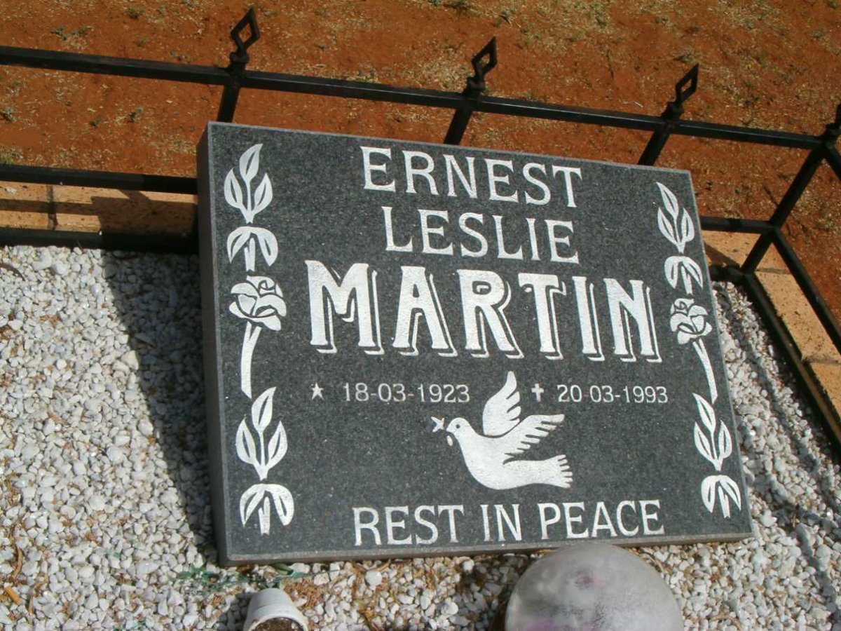 MARTIN Ernest Leslie 1923-1993